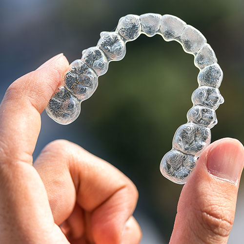 orthodontist in Brampton offers invisalign